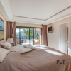 Bendinat. Right on the golf course. Apartment. With a sea view over the bay.