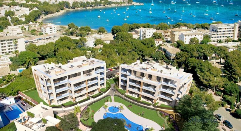 Porto Colom. Apartments. New building. High quality equipment. Currently under construction.