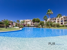Santa Ponsa. Between the golf courses and Port Adriano. Apartment. Fully furnished.