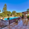 Las Palmeras. Near Llucmayor. Large villa with pool. Get out of your sleeping beauty.