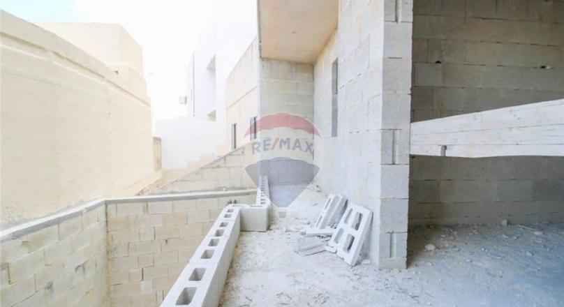 Dingli- 1 st floor Apartment !!
