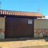 selling a house close to the avenue of restaurants, pizzerias, inns