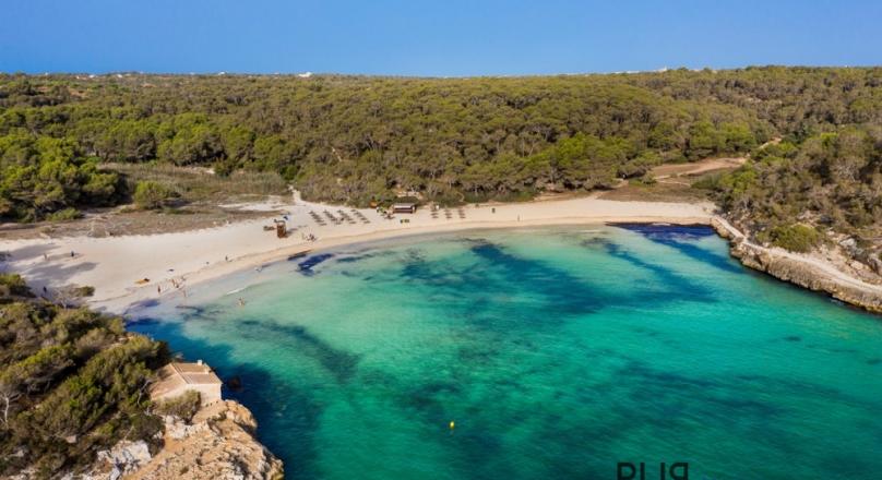 Cala D'Or. New apartments. Small but nice. and especially chic. Construction started.