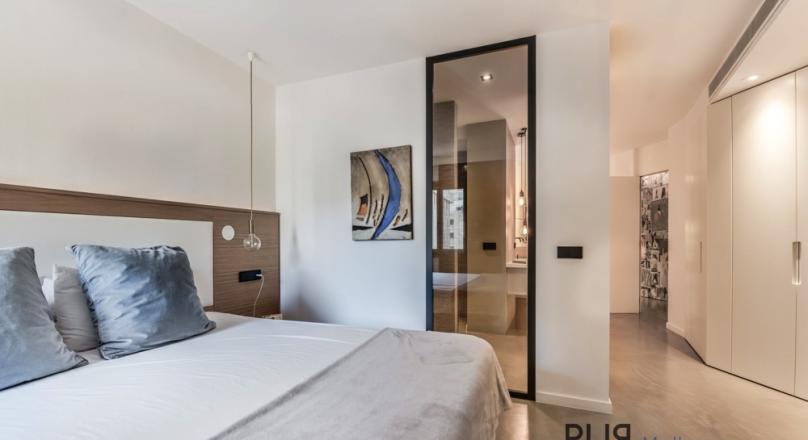 Palma. Old town. Large apartment. Completely renovated. With garage space.