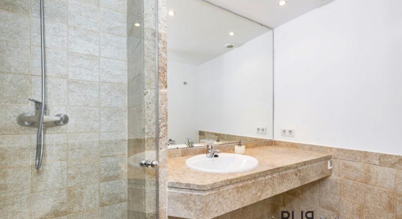Santa. Large penthouse - apartment. Ideal for golfers.