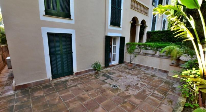 Luxury in Palma. Newly defined. Old town villa with roof terrace and pool.