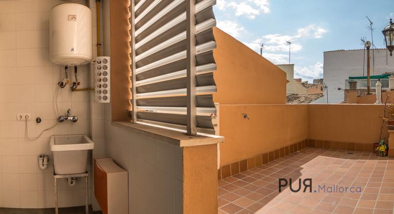 Santa Catalina. Apartment. Rehabilitated. With parking. With terrace.