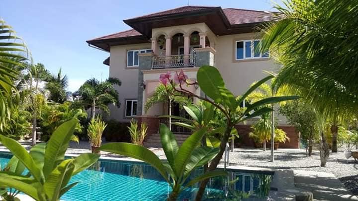 Back in the market JUST REDUCED TODAY