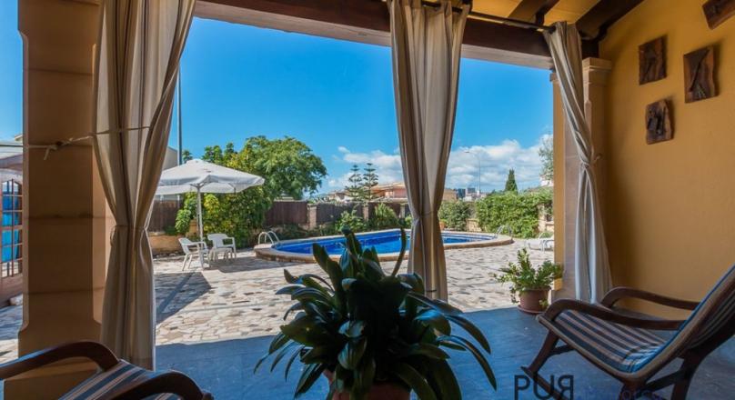 Feel good on mallorquin. A stone's throw to Palma and the airport. And a lot of space. 