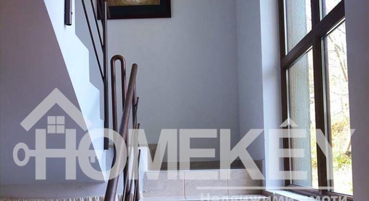 SEA VIEW! FOUR BEDROOMS! QUIET AND PEACEFUL PLACE!