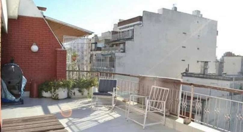 Opportunity FOR SALE Beautiful 4 room apartment with 2 garages and 3 entrances !!!!!!