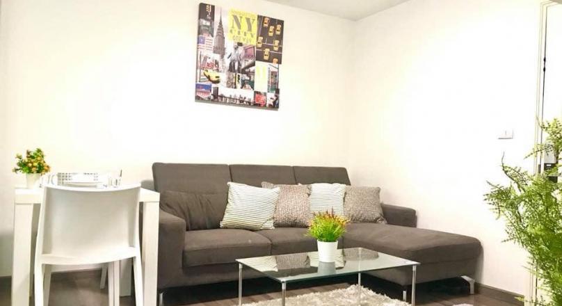 A 30 Sq M. Studio bedroom on 2nd Floor at D' Vieng Santitham Condo