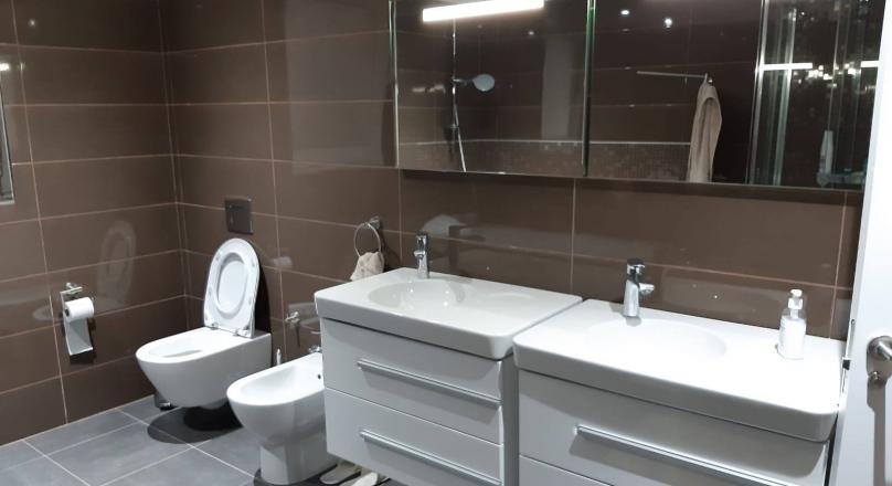 LUXURY 2 BEDROOMS 3 BATHROOMS £ 2.500