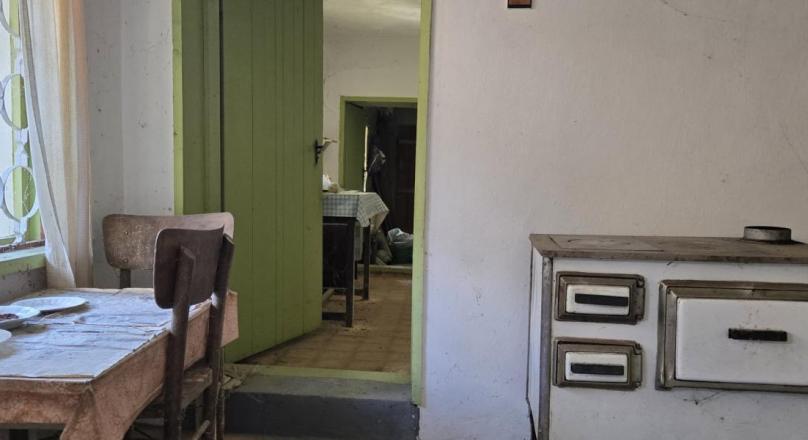 Bulgarian rural house with lovely views for sale in a village Lomtsi