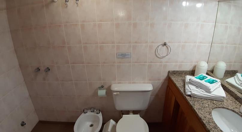 Permanent rental km 5 a furnished bedroom $ 16,000 plus expenses