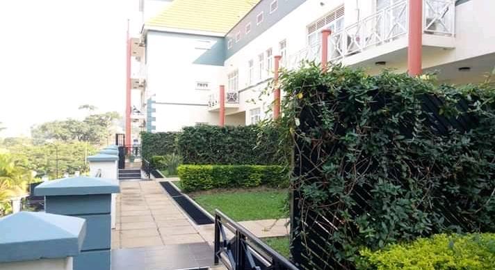 We have a stunning fully furnished apartment for rent available in kololo