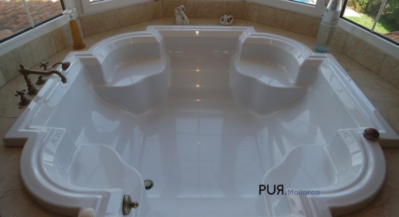 For real lovers. Feel the sea, right after getting up. From your bedroom.