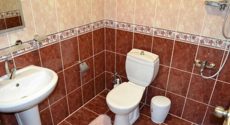 2 BEDROOMS FURNISHED APARTMENT FOR SALE