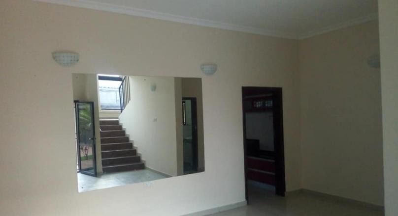 Double Storey Three bedrooms flat for rent