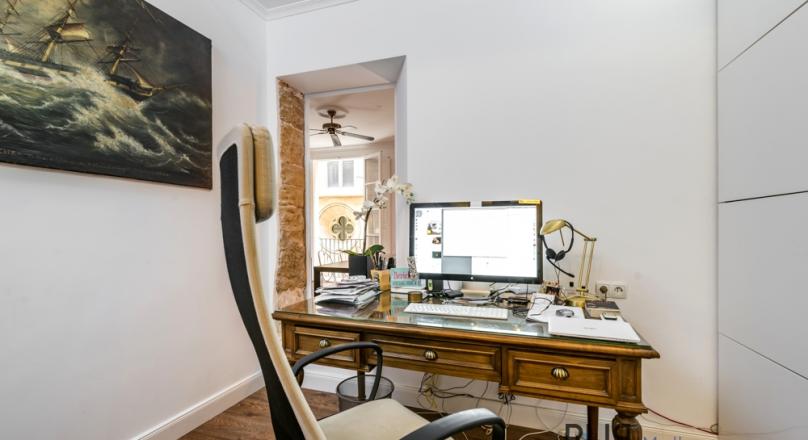 Stylish. Functional. Hipp. Apartment in the middle of the old town of Palma.