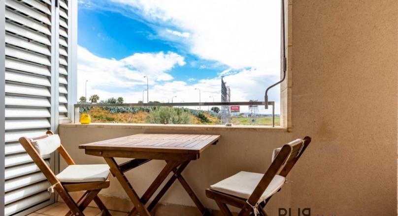 El Molinar. Nice apartment. Short walk to the beach and the promenade Portixol / El Molinar.