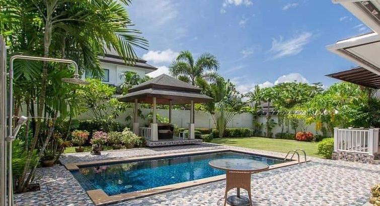 REDUCED - OFFER-3 bedroom pool