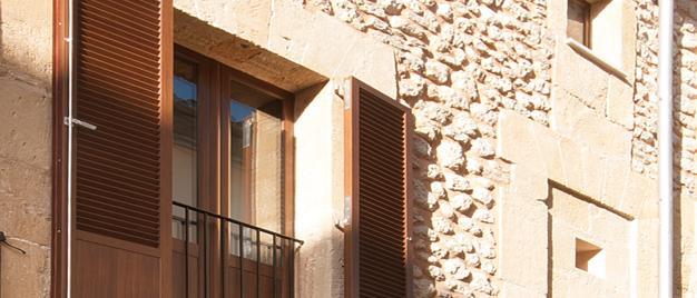 Townhouse with pool and holiday rental license