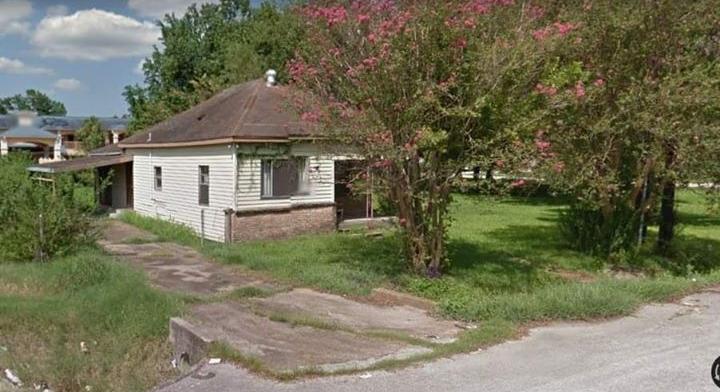 House for investor: 77026!
