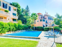 FOR RENT - Attractively designed apartment on two floors of a small residence in Cas Catala