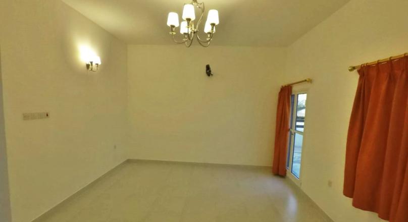 Three bedrooms Unfurnished flat for rent in Galali