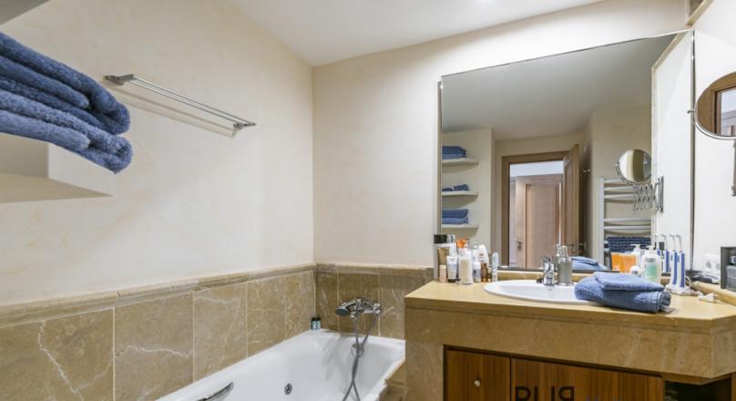 Santa Ponsa. Between the golf courses and Port Adriano. Apartment. Fully furnished.