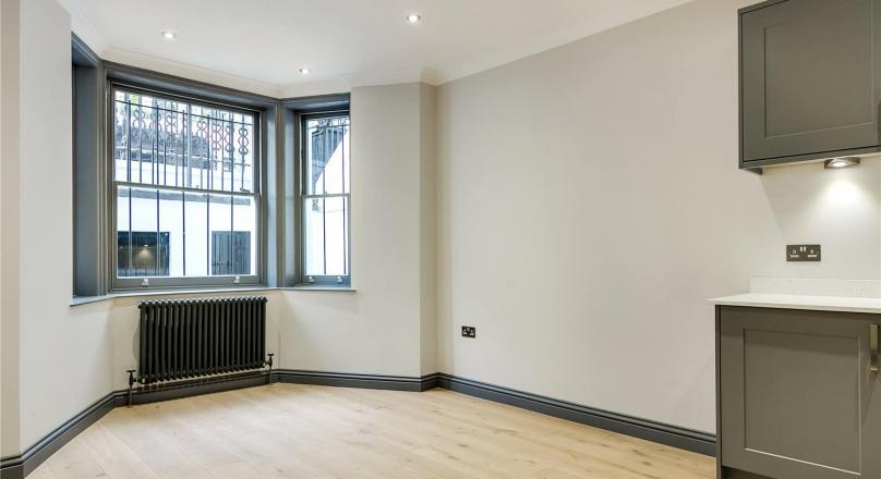 Tyron Ash Real Estate presents this stunning apartment