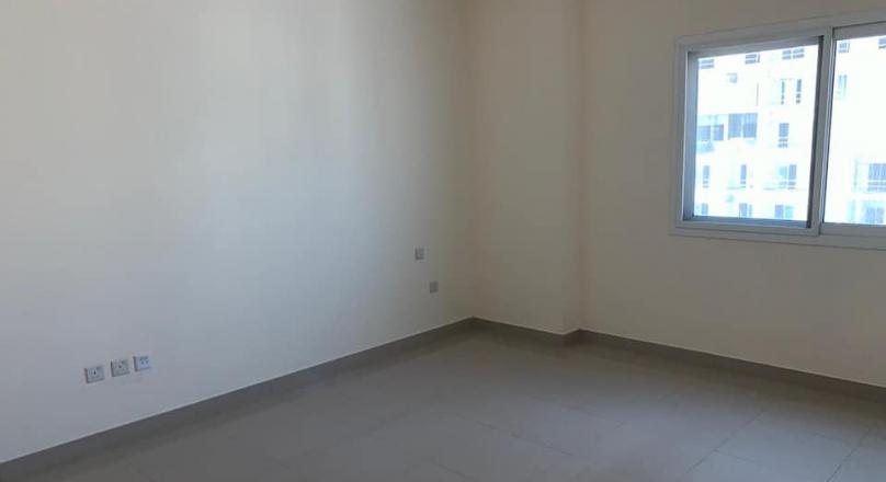 Specious one bedroom in Sports city on 12 cheques