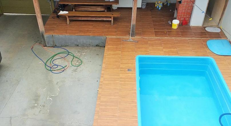 sale of new surplus and with excellent finish