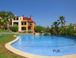 Santa Ponsa. Penthouse - apartment. Well maintained facility.