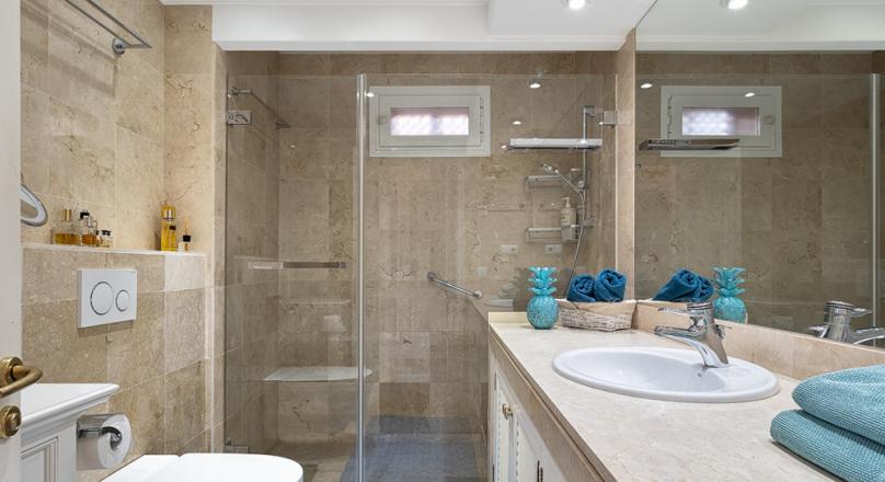A very special apartment. In Santa Ponsa. Sea view. And a special kind of equipment