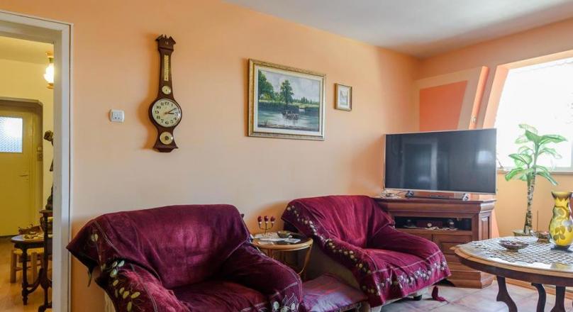 Elegant apartment, easily positioned, Tractorul, Brasov