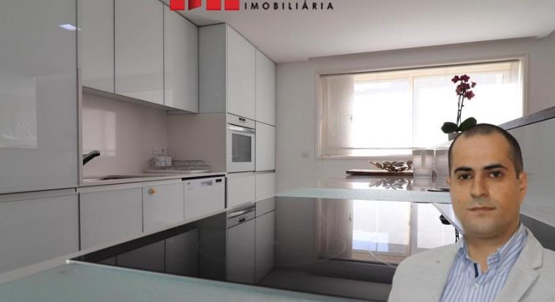 Sale of Apartment T3 + 1, Póvoa de Varzim Beach
