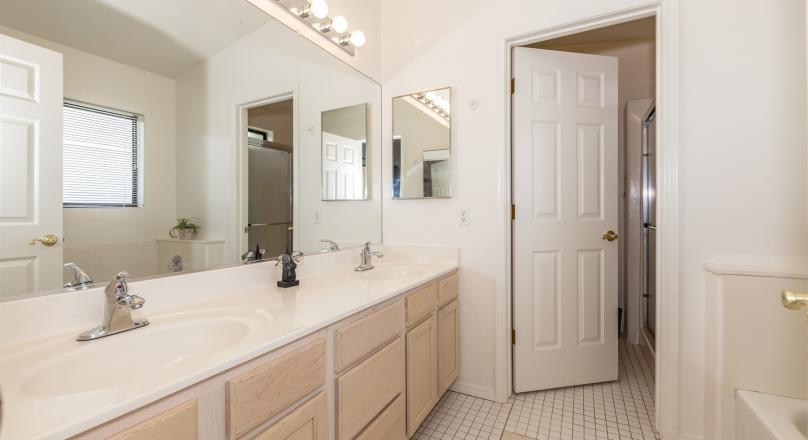 Double Master (4) Bed (3) Bath, 4567 North Desert flower Circle