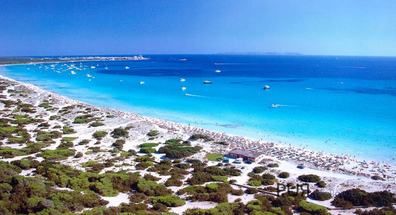 The price is hot. Only a few units left. Brand. Apartments. Near Es Trenc - beach.