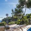 Cala Vinyes. Apartment. 1st sea line, sea view. Sea access