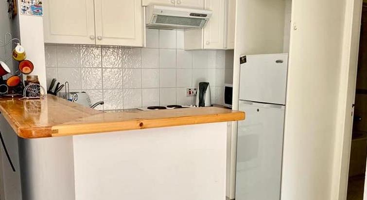 1 bedroom Regina Gardens for Long term