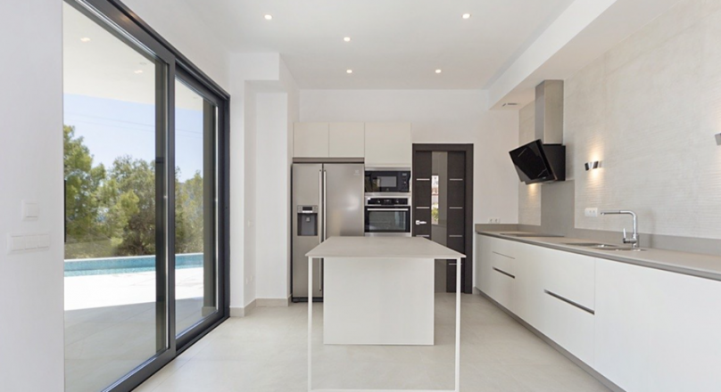 Modern new build villa for sale in Calpe with sea views Les Bassetes