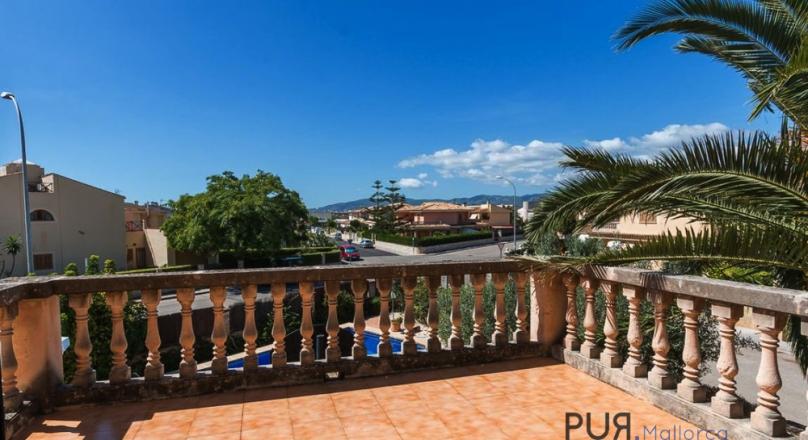 Feel good on mallorquin. A stone's throw to Palma and the airport. And a lot of space. 