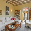 Palma. Old Town. In the middle. And not just there. Large apartment. Completely renovated.