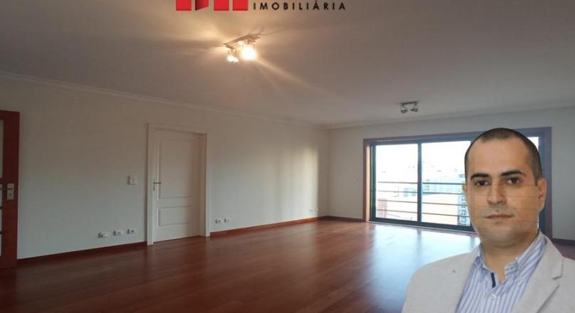 SALE OF SEMI NEW T2 APARTMENT, PÓVOA DE VARZIM
