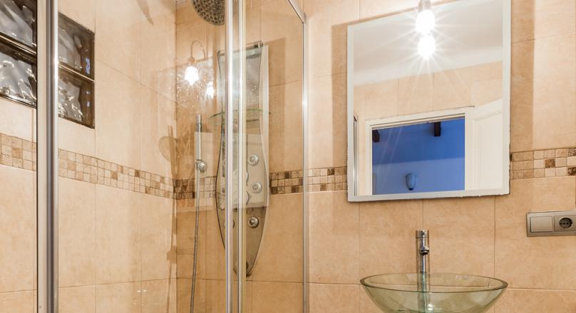 Townhouse in Alcudia. Well renovated. 160 sqm over two floors. For 215,000 euros.