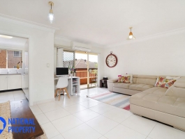 Looking for an immaculate 2 bedroom apartment? Well look no further...