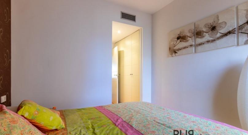 El Molinar. Nice apartment. Short walk to the beach and the promenade Portixol / El Molinar.