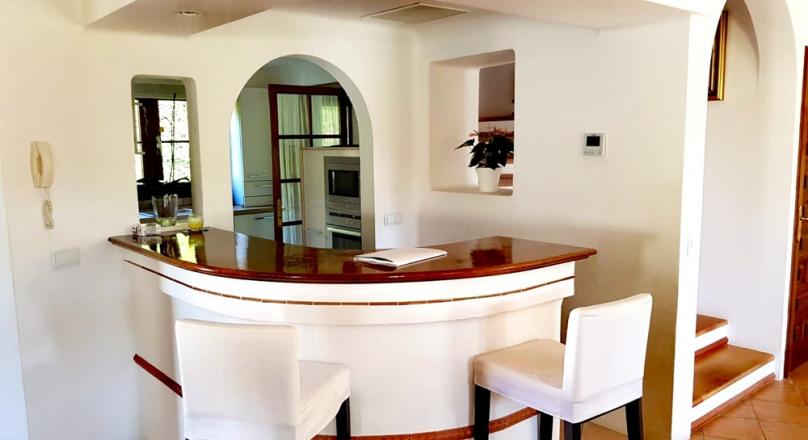 Villa with private pool in a luxury complex. Do not have to worry about anything.